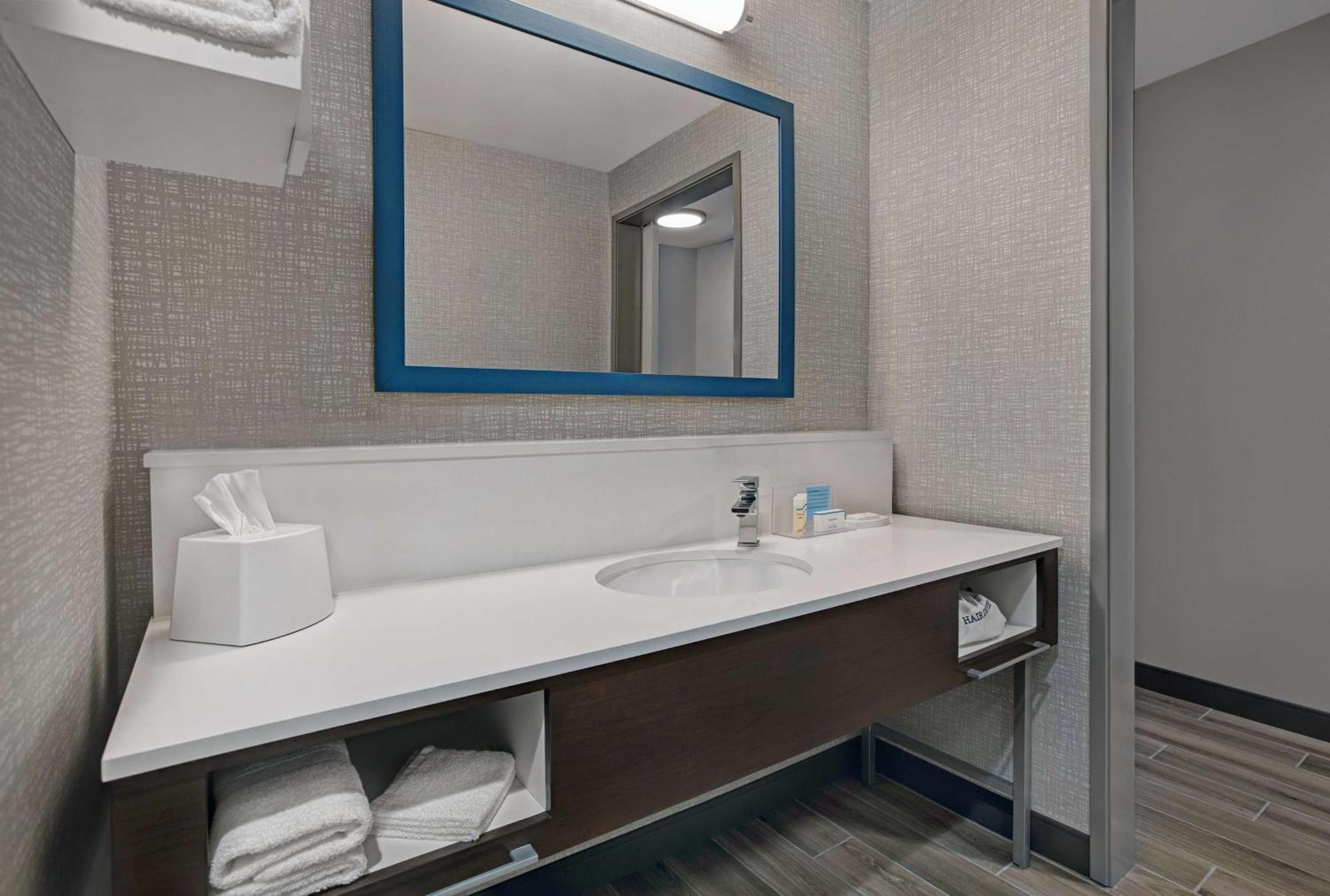 Hampton Inn & Suites Dallas - Farmers Branch Buitenkant foto